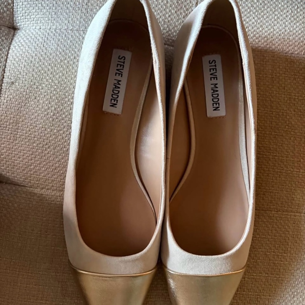 Nordstrom Gold Heels Elegant Design